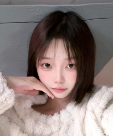 杭州旅行达人思纯的小姑娘照片
