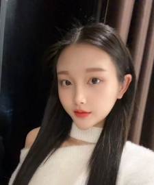 杭州旅行达人林雨儿照片